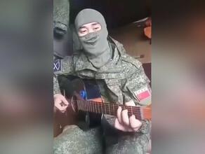 Губернатор Амурской области обещал передать в зону СВО гитару