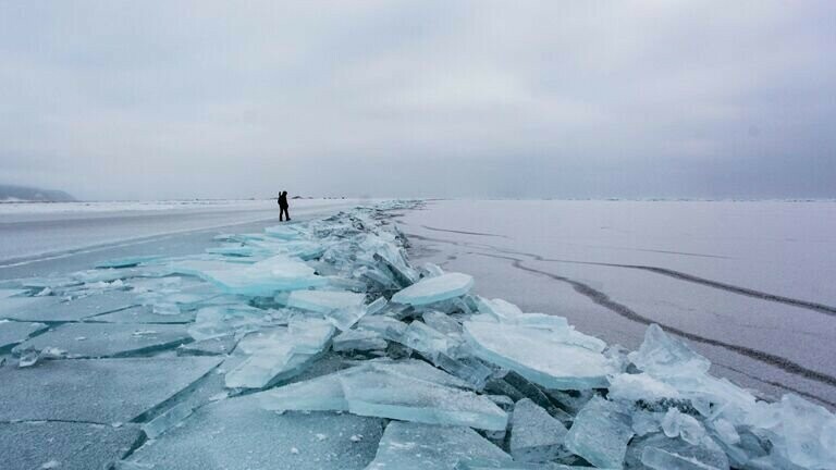 На Байкале зафиксировали ледовый удар