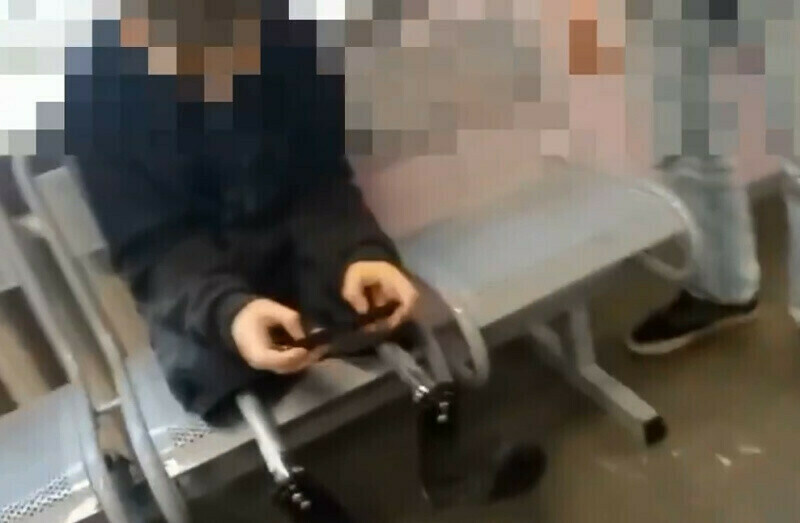 Бастрыкин взял под контроль уголовное дело после видео с участием ребенка с протезами в школе Петербурга Это эксамурчанин Максим Абрамов