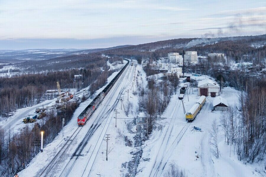 Тысяча военных железнодорожников реконструируют 300километровый участок БАМа