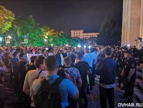 СМИ на второй день митинга в Хабаровске прошли первые задержания участников