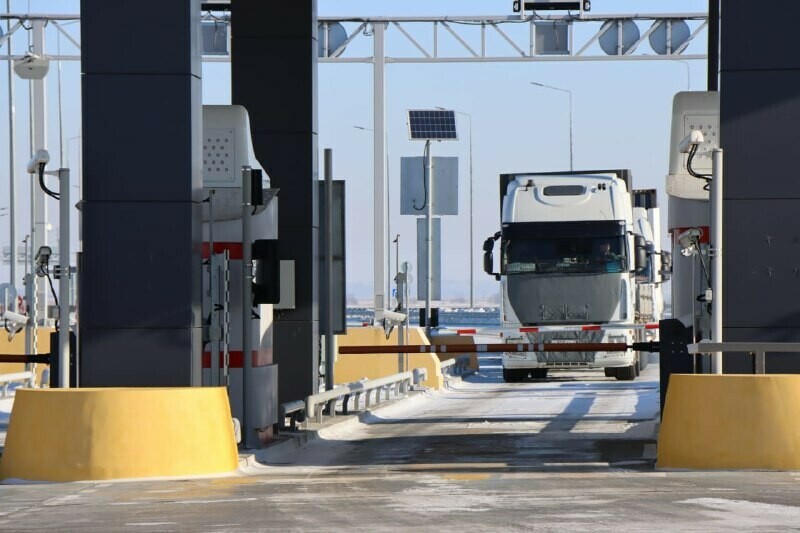 На международном мосту через Амур меняется порядок оплаты проезда