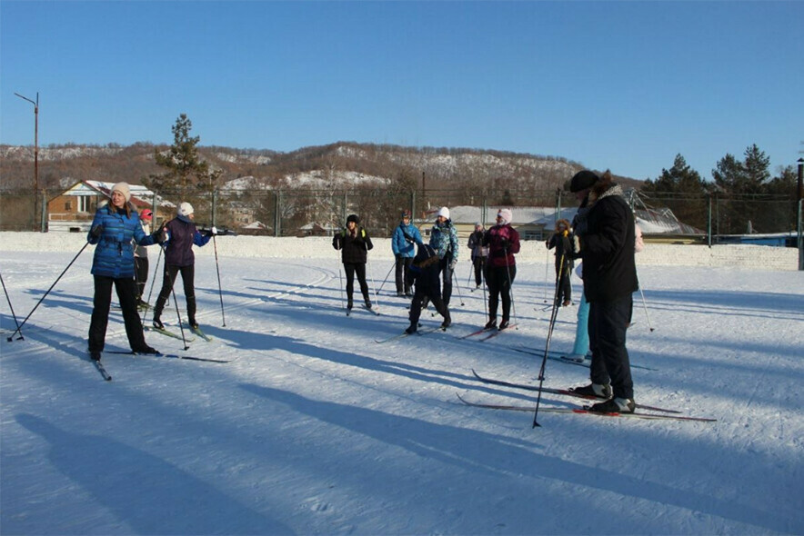 Благовещенцев бесплатно научат кататься на лыжах