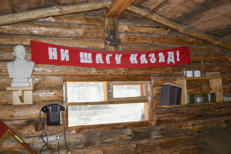 Средневековый тир курс молодого бойца чаепитие и концерт 23 февраля в партизанской деревне устроят праздник 