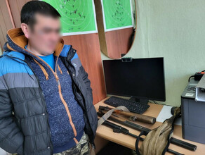 Сейф с огнестрельным охотничьим оружием похитил амурчанин у знакомого