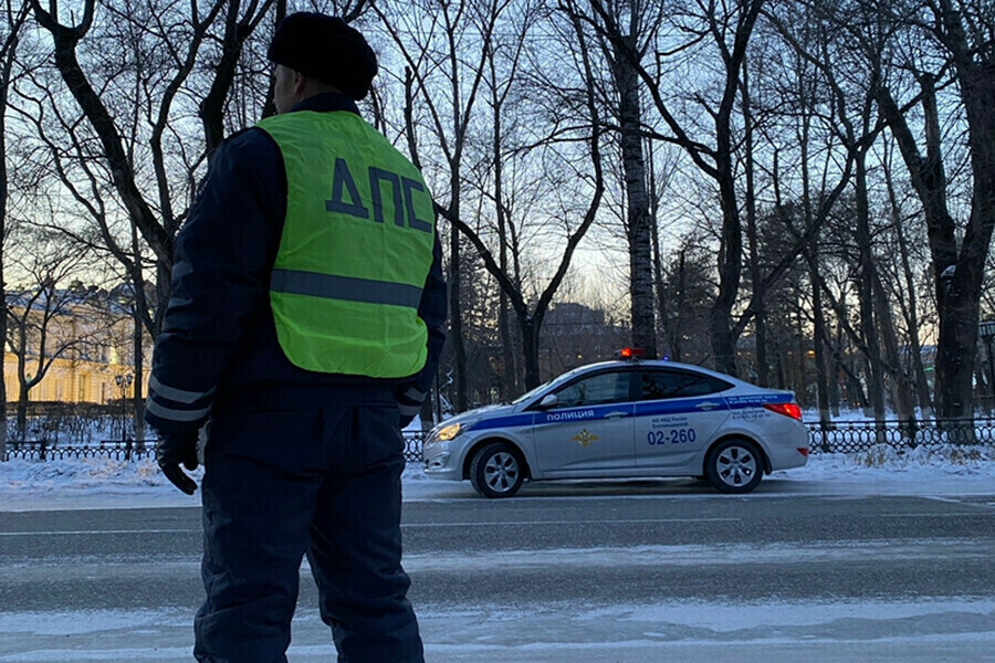 Маленький ребенок пострадал в автоаварии в Зее 