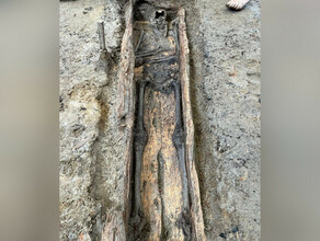 О найденных при раскопках косичках и детском гробике рассказали в Приамурье фото