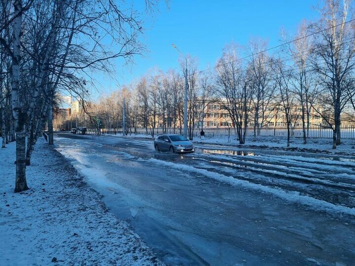 В Благовещенске затопило улицу Дьяченко фото видео