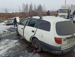 Два человека погибли на месте в страшном ДТП под Читой фото