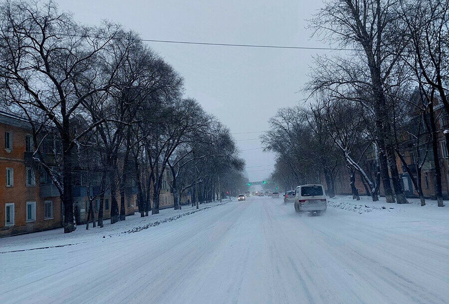 ГАИ советует амурчанам избегать беспорядочного маневрирования а лучше  остаться дома