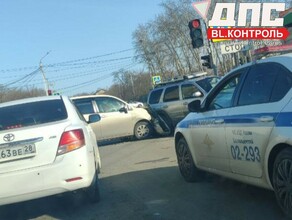 В Благовещенске в ДТП столкнулись три авто Пострадали люди