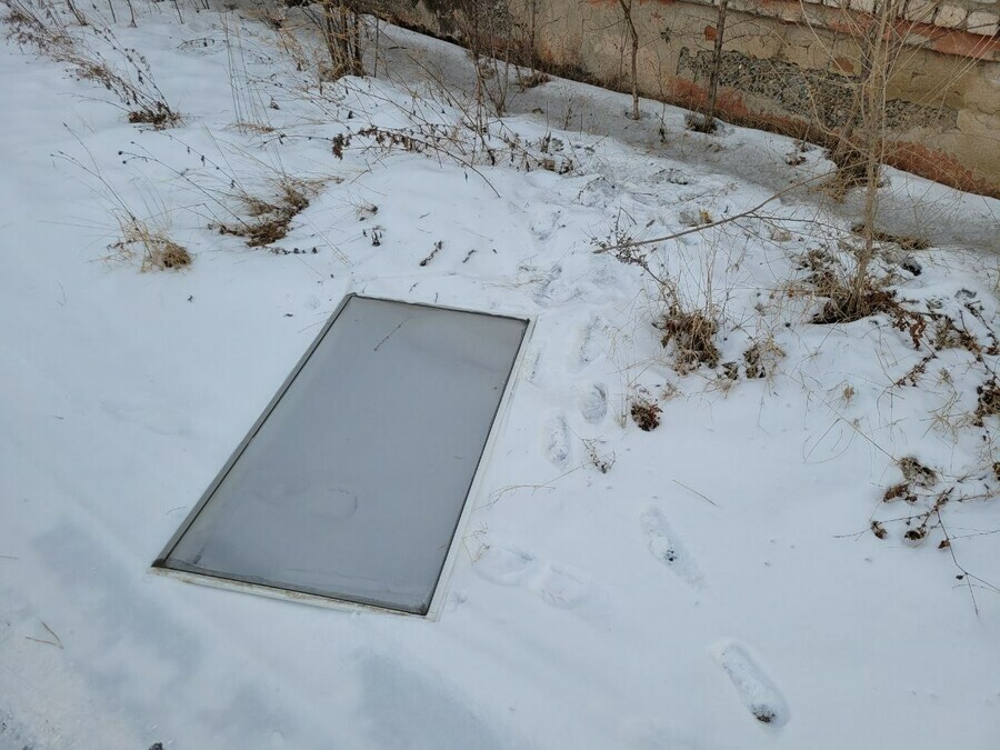 Амурский следственный комитет озвучил причину падения ребенка из окна в поселке Новый