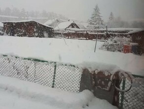 В Магдагачинском районе выпало больше месячной нормы снега В селе Сковородинского района образовались настоящие сугробы
