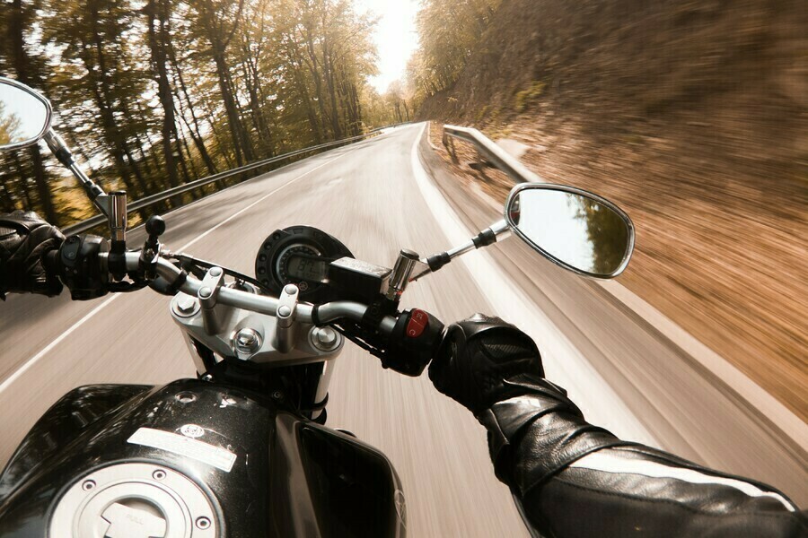 В Приамурье мотоциклистам советуют не выезжать на дороги