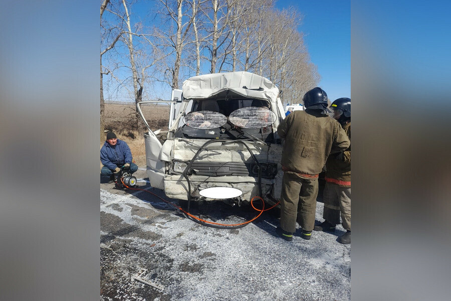 Появились новые данные и фото с места смертельной аварии на трассе Благовещенск  Белогорск 