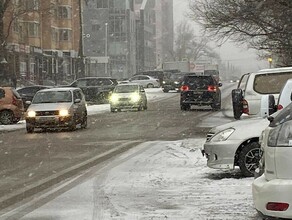 Холодный полярный фронт накрыл Приамурье разыгравшаяся непогода обещает успокоиться