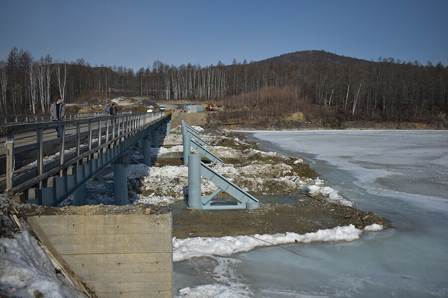 В Амурской области открыли мост через Селемджу поврежденный во время ледохода год назад