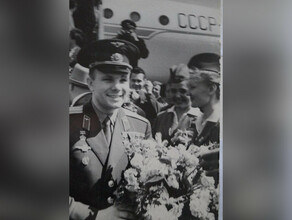 В Хабаровске вспоминают как в город приезжал знаменитый космонавт Юрий Гагарин Сейчас там живет его внук