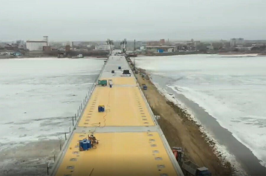 Новый мост через Зею готовятся одевать в асфальт обновлено видео