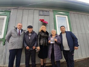 В амурском селе на доме где жил Герой России появилась мемориальная доска