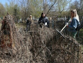 Амурские поисковики Прибирая могилы родных к Радонице посмотрите нет ли рядом красных звёзд