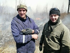 В Приамурье огнеборцы спасли загоревшегося во время природного пожара зайчонка