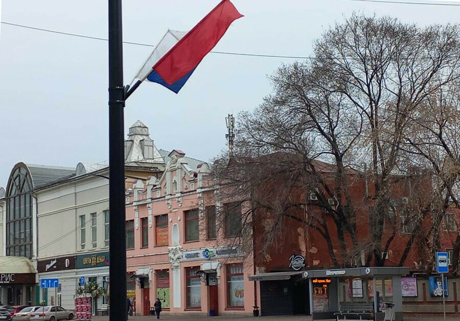 В дни майских праздников в Благовещенске перекроют дороги в том числе тяжёлой техникой