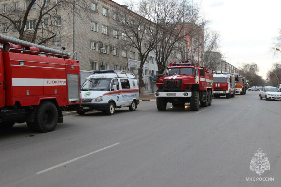 Контейнеры с товарами загорелись в Благовещенске  