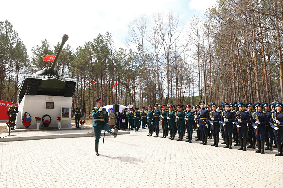 Открылся патриотический центр Авангард на первые военные игры приехали амурские кадеты фото