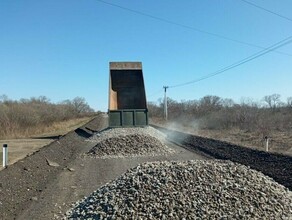 После жалобы жителей в прокуратуру в Сковородинском районе восстановили размытую дорогу