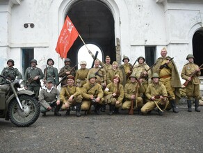 В Райчихинске взяли Рейхстаг Его роль сыграл заброшенный железнодорожный вокзал