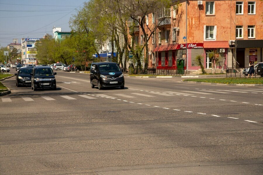 В Благовещенске на двух перекрестках уже сутки водители ездят по новой  схеме