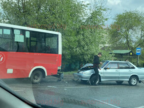 В Благовещенске в ДТП попал пассажирский автобус