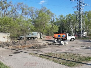 Коммунальщики устранили аварию на сетях в центре Благовещенска