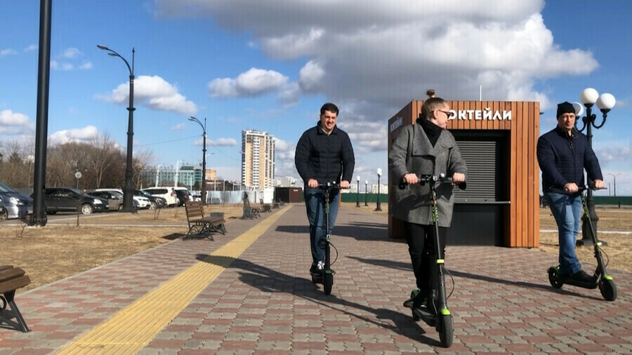 В Благовещенске запретят ездить на самокатах в любимом месте прогулок горожан