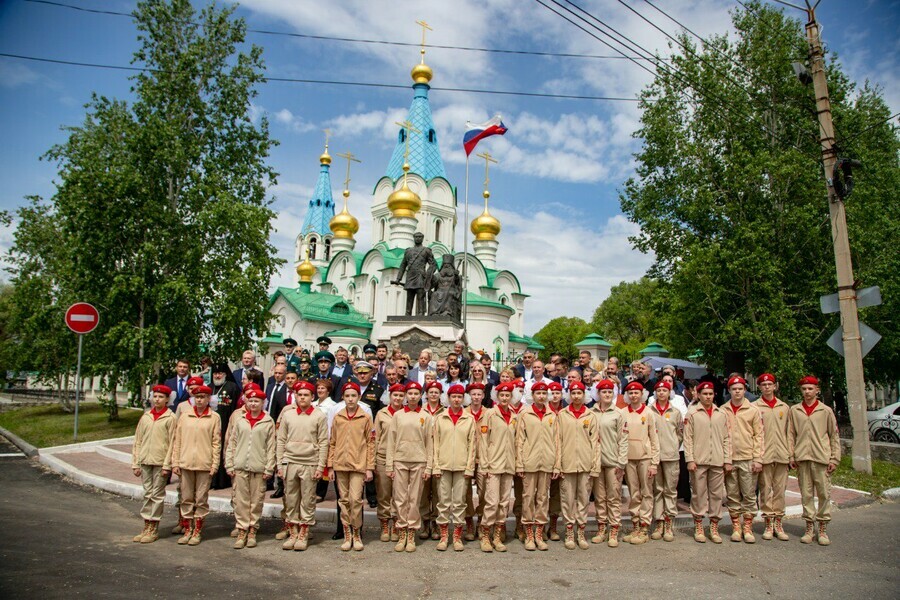 Первые лица Благовещенска и Приамурья в день рождения амурской столицы почтили память основателей города 