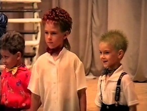 Наши дети играли во взрослых Парад причёсок  1999