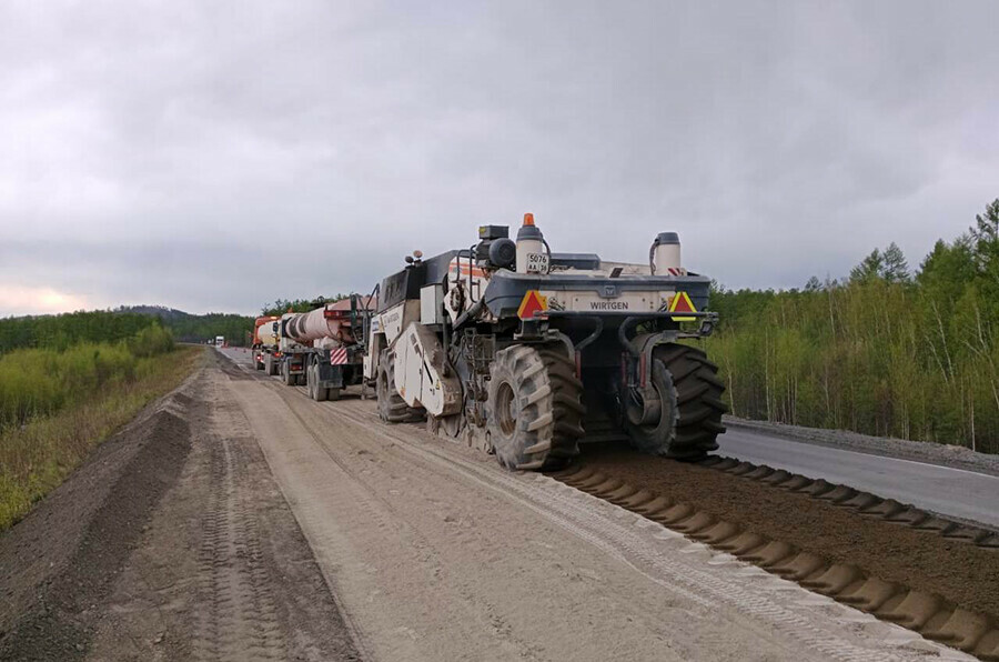 В Амурской области начали асфальтировать участок федеральной трассы в районе пгт  Ерофей Павлович