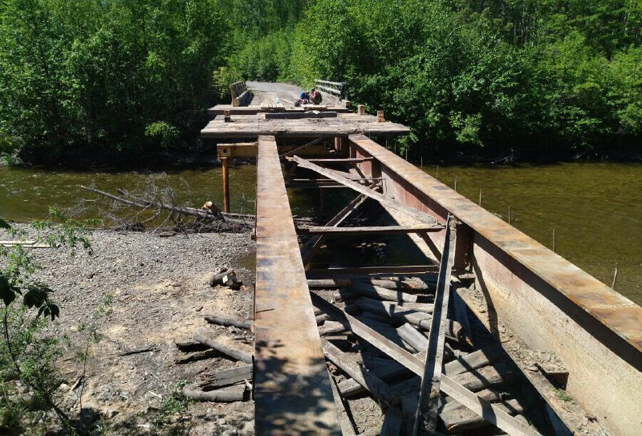 Мост после ремонта в Амурской области планируют сдать в июле вместо октября