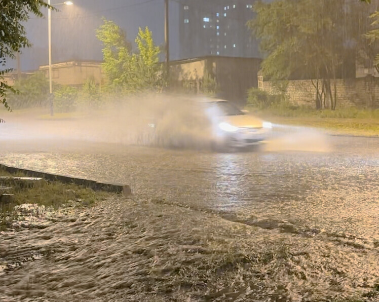 Прошедший ливень в Благовещенске вошел в пятерку самых обильных июньских дождей за всю историю