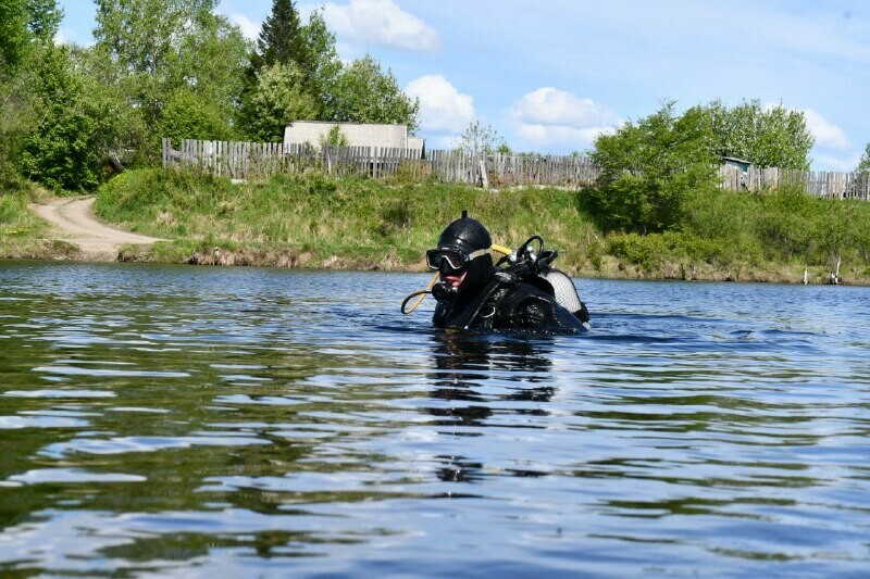 В Амурской области водолазы присоединились к поискам мальчика пропавшего в водоеме у Восточного