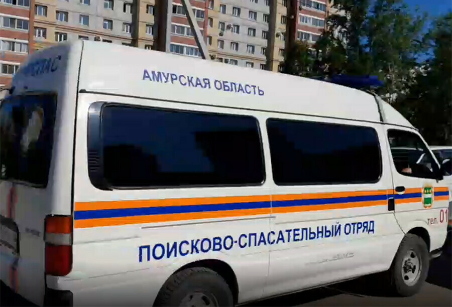 Амурские водолазы уехали к месту ЧП на берегу озера найдены вещи амурчанина