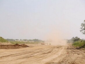 Во Владимировке продолжают взводить дамбу фото 