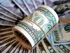 Эксперт назвал опасность хранения денег в долларах
