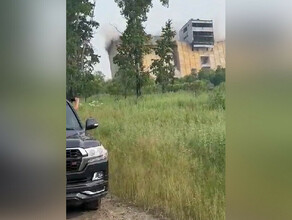 В Приамурье эпично взорвали старый элеватор видео