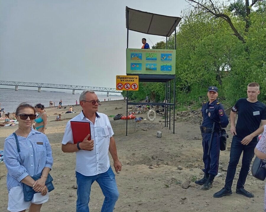 В Благовещенске на пляжах проводятся штрафные рейды Сумма  2 000 рублей