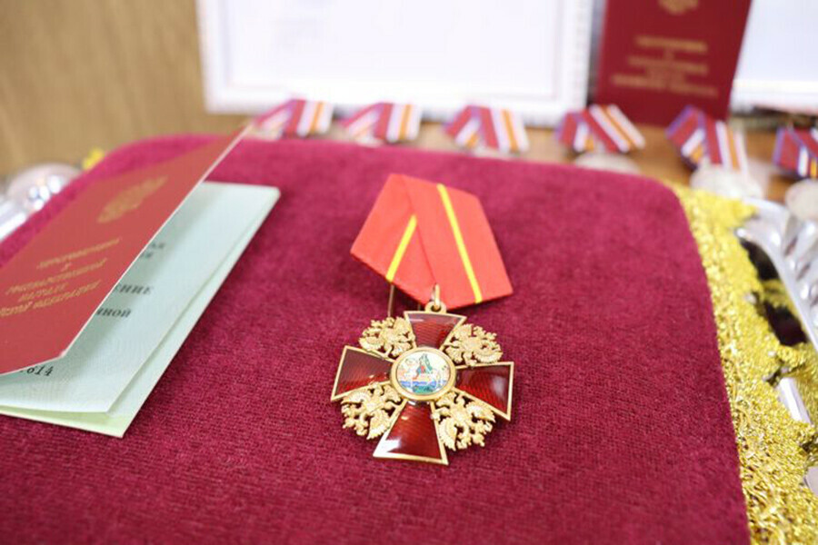Амурским росгвардейцам  участникам СВО  вручили ордена и медали