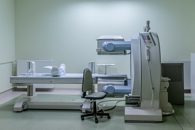 В Белогорске сломался единственный томограф обследования больных могут остановиться до февраля