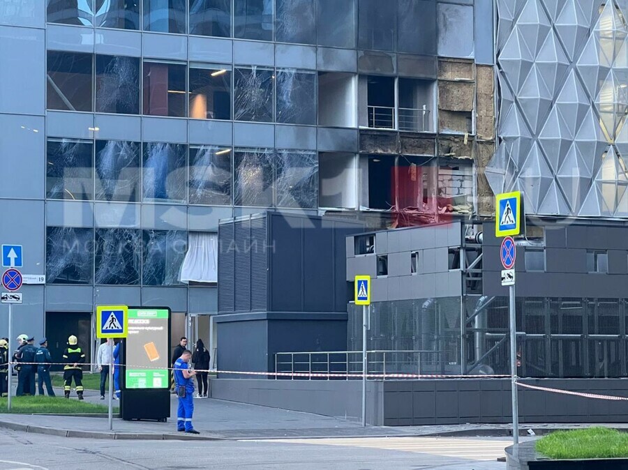 В 50этажном здании Москвасити произошел взрыв видео