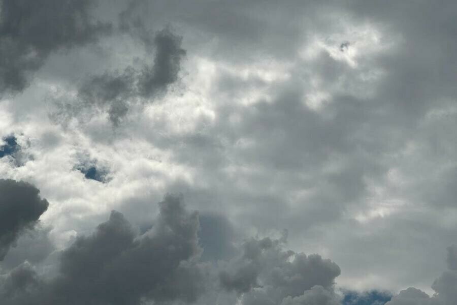 Изза угрозы сильных ливней в Приамурье объявлено штормовое предупреждение 